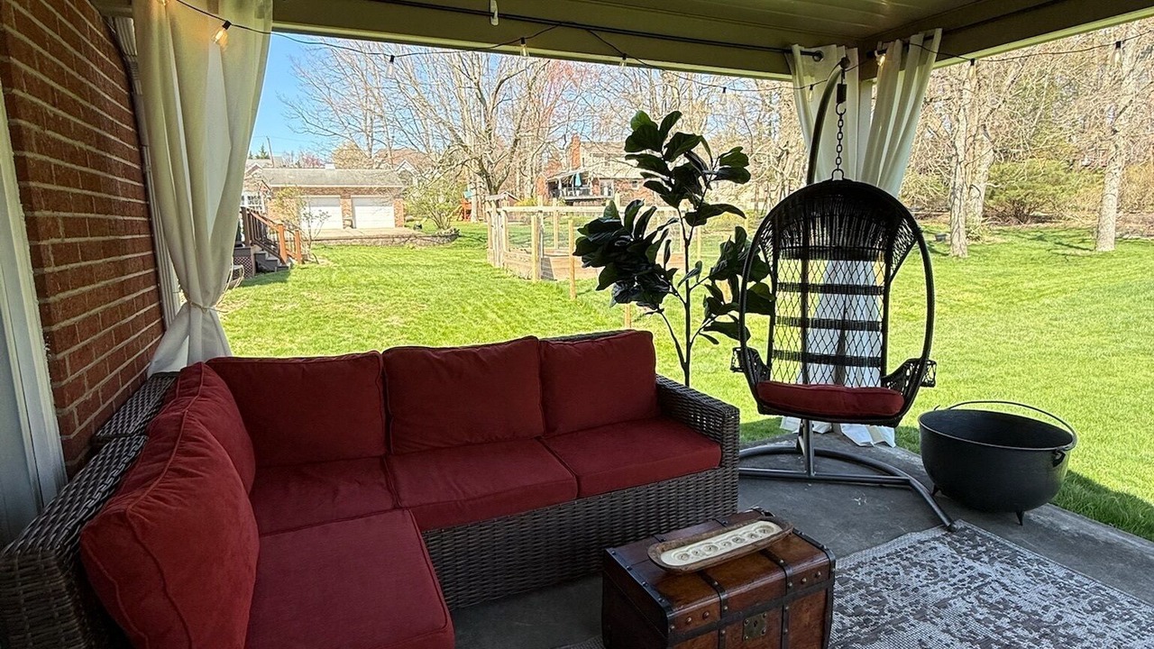 Photo of Patio Balcony in Dark Hollow Woods