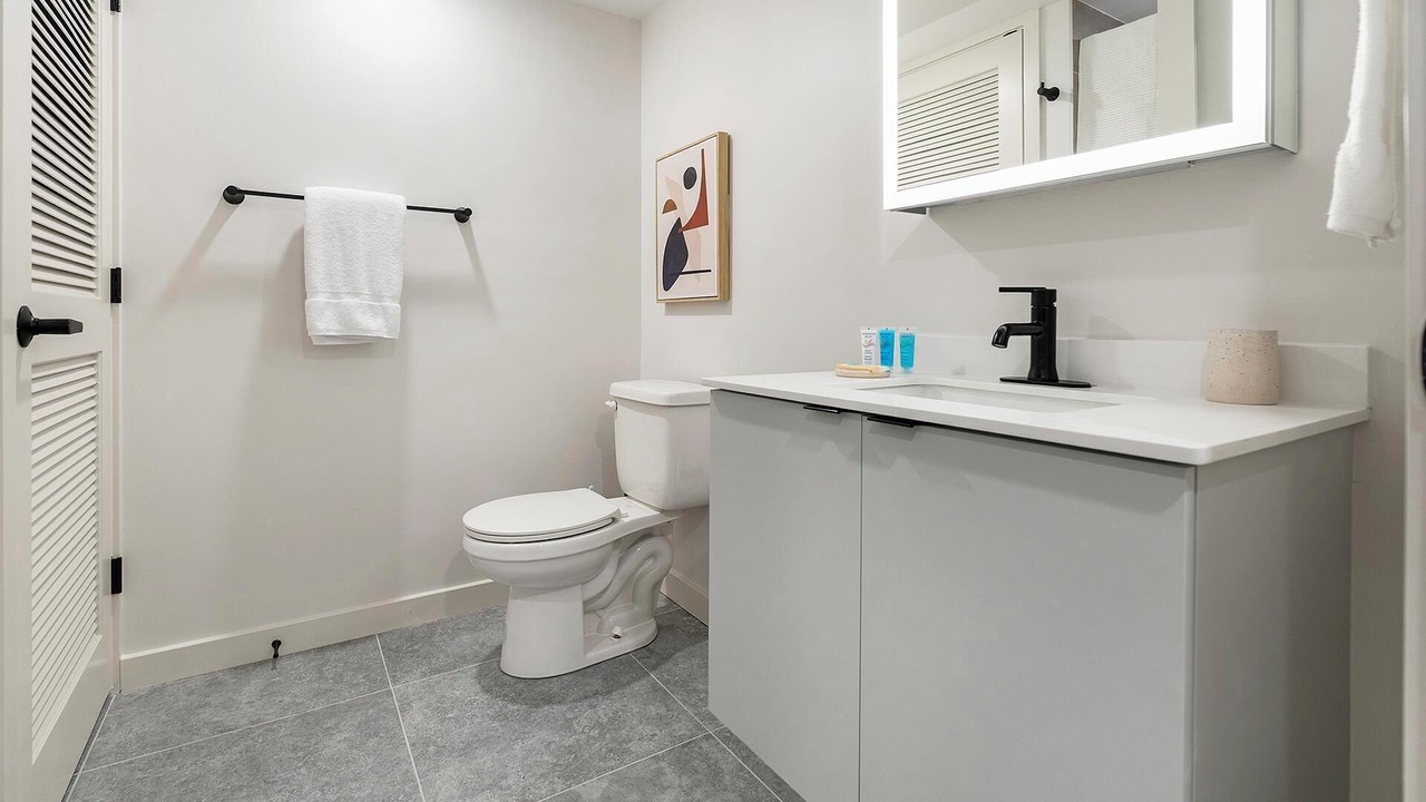 Photo of Bathroom in Norris Square