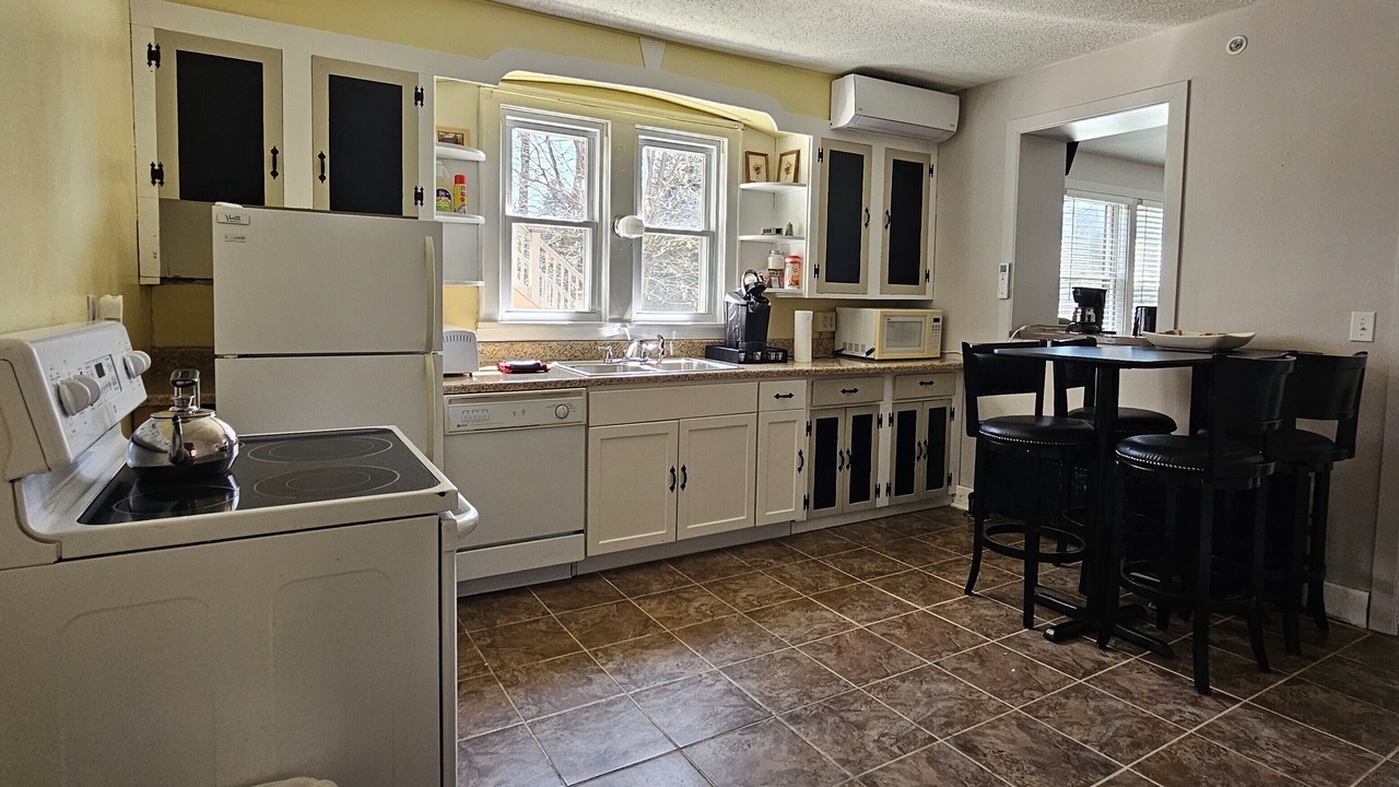 Photo of Kitchen in Confluence