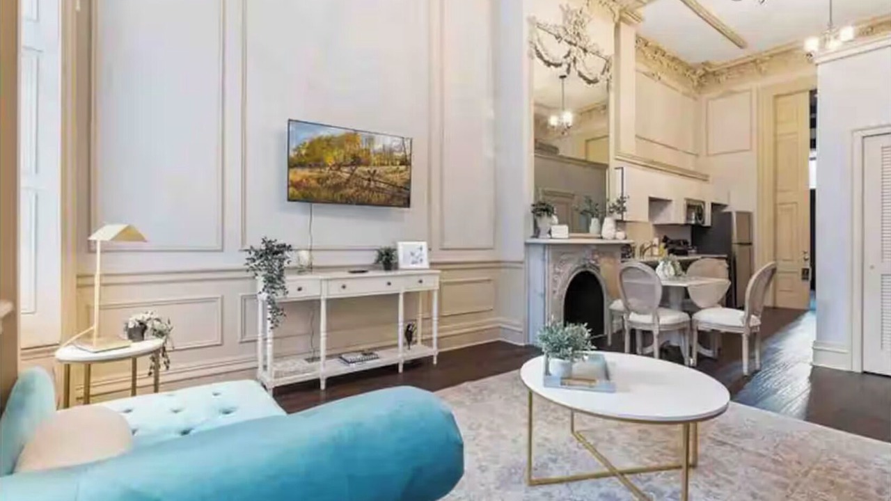 Photo of Livingroom in Center City West