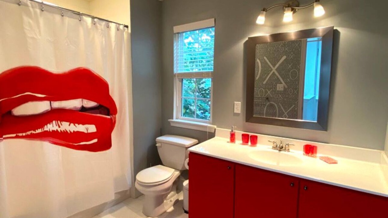 Photo of Bathroom in Graduate Hospital