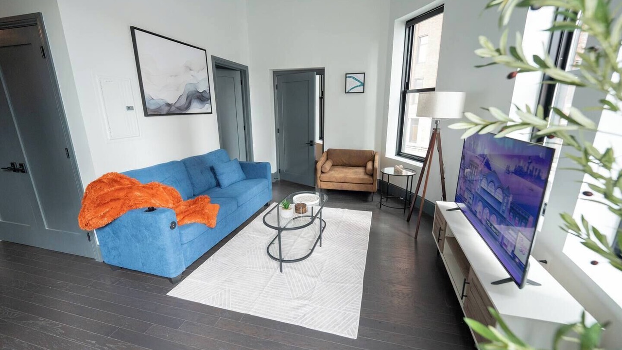 Photo of Livingroom in Downtown Pittsburgh