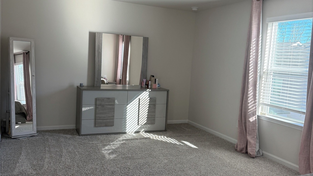Photo of Bedroom in Lawrenceville