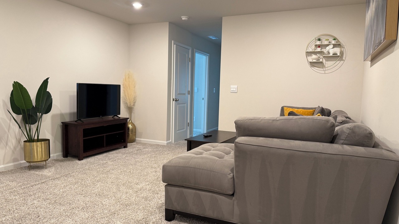 Photo of Livingroom in Lawrenceville