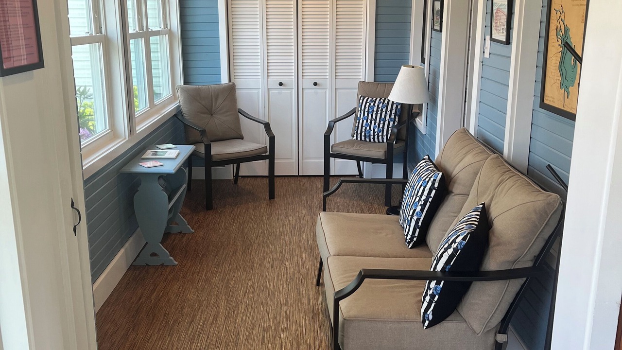 Photo of Livingroom in Edinboro