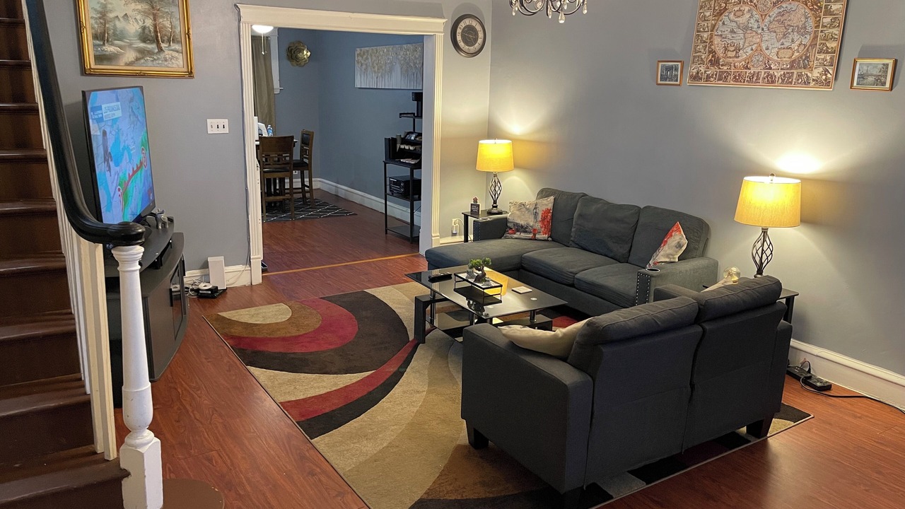 Photo of Livingroom in Upper Darby