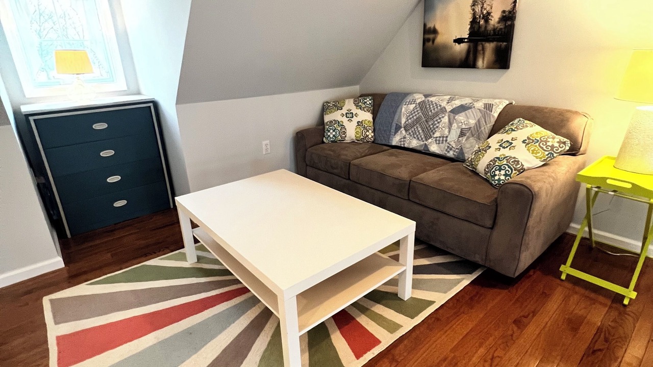 Photo of Livingroom in Chestertown