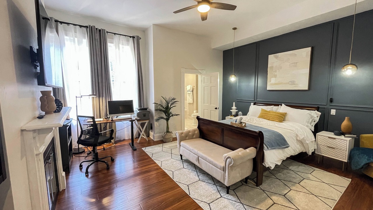 Photo of Bedroom in Downtown Baltimore