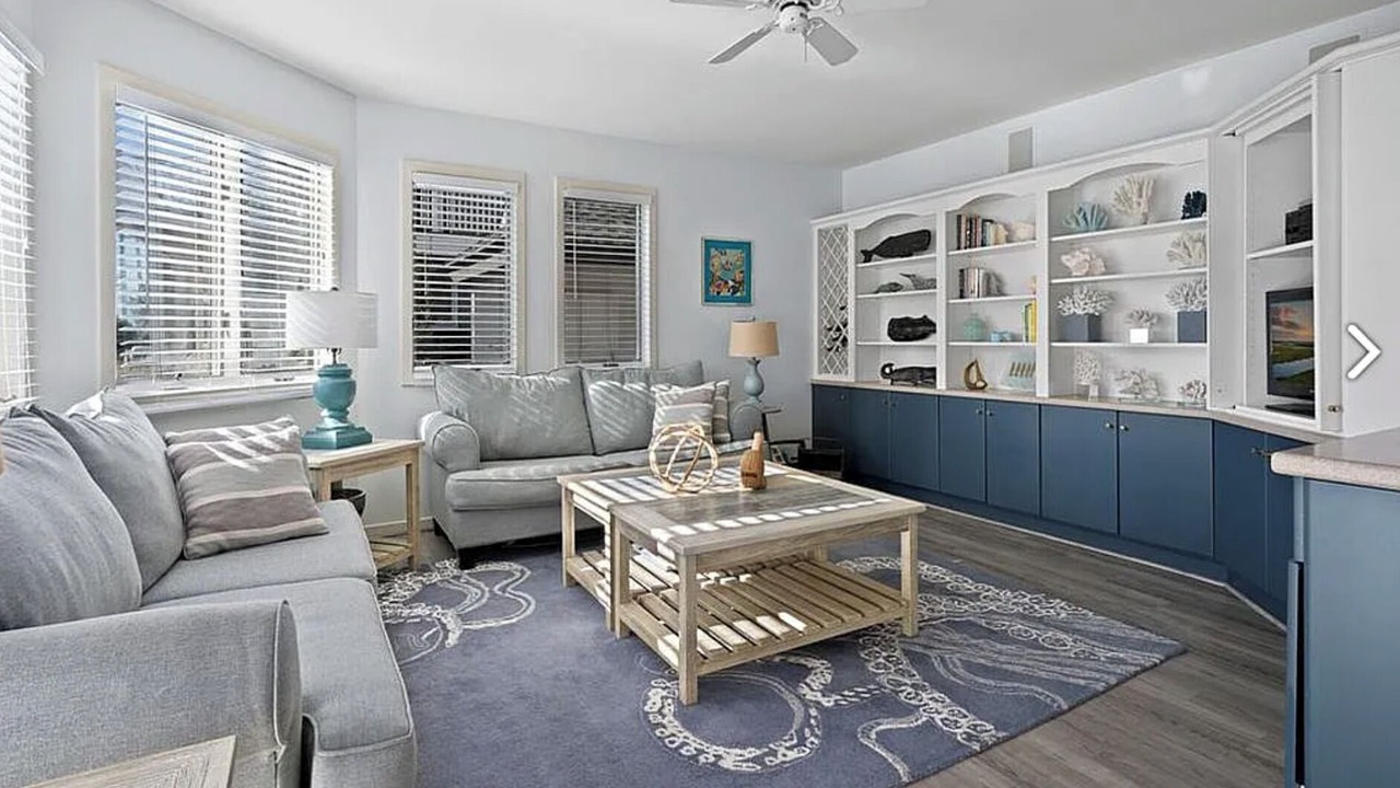 Photo of Livingroom in Avalon