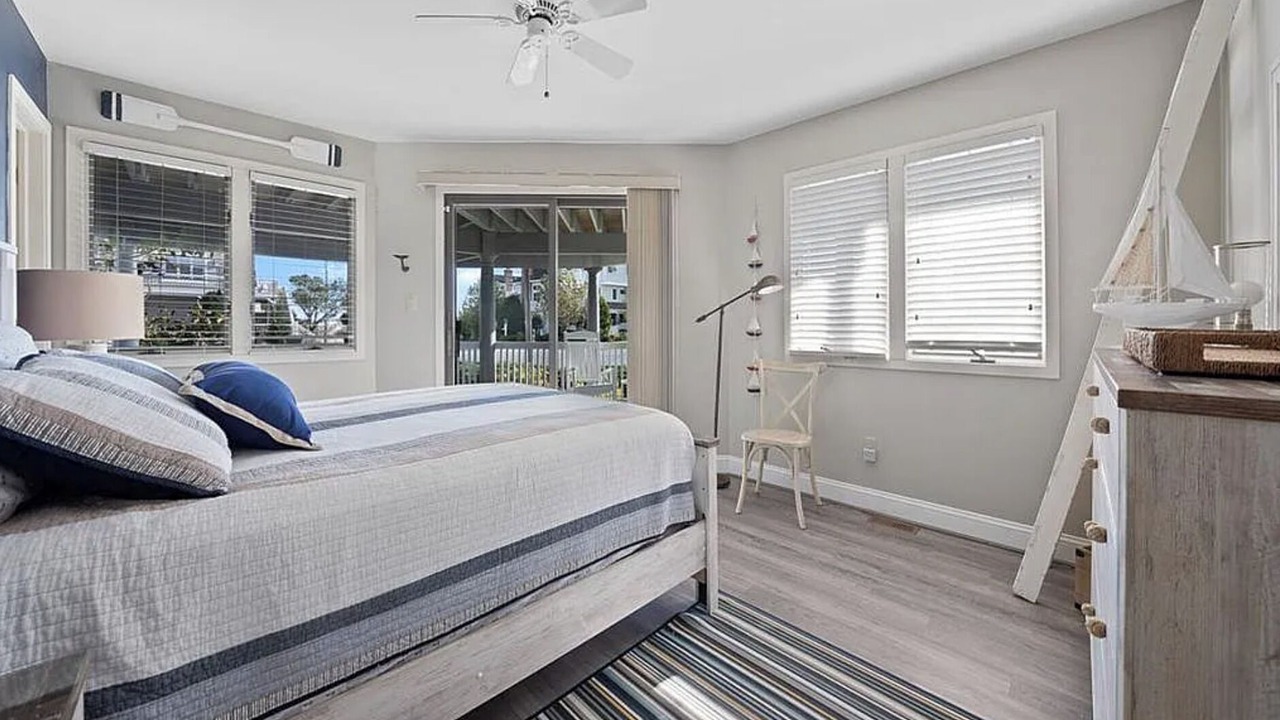 Photo of Bedroom in Avalon
