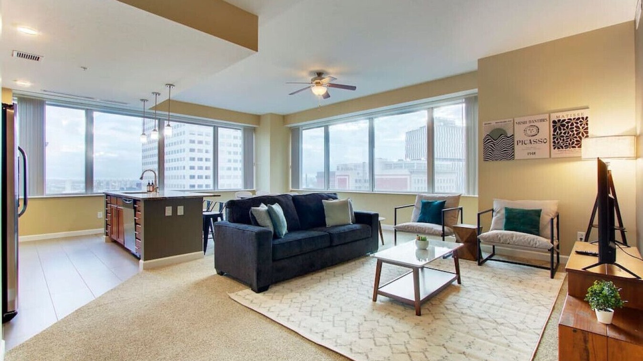 Photo of Livingroom in Gateway District