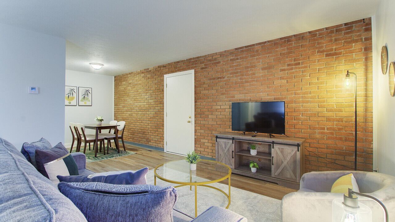 Photo of Livingroom in North Canton