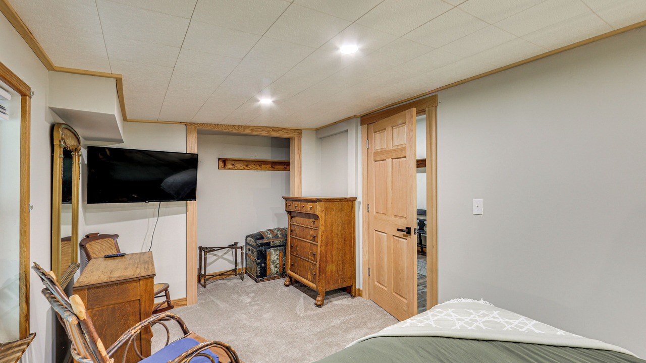 Photo of Bedroom in Normalville