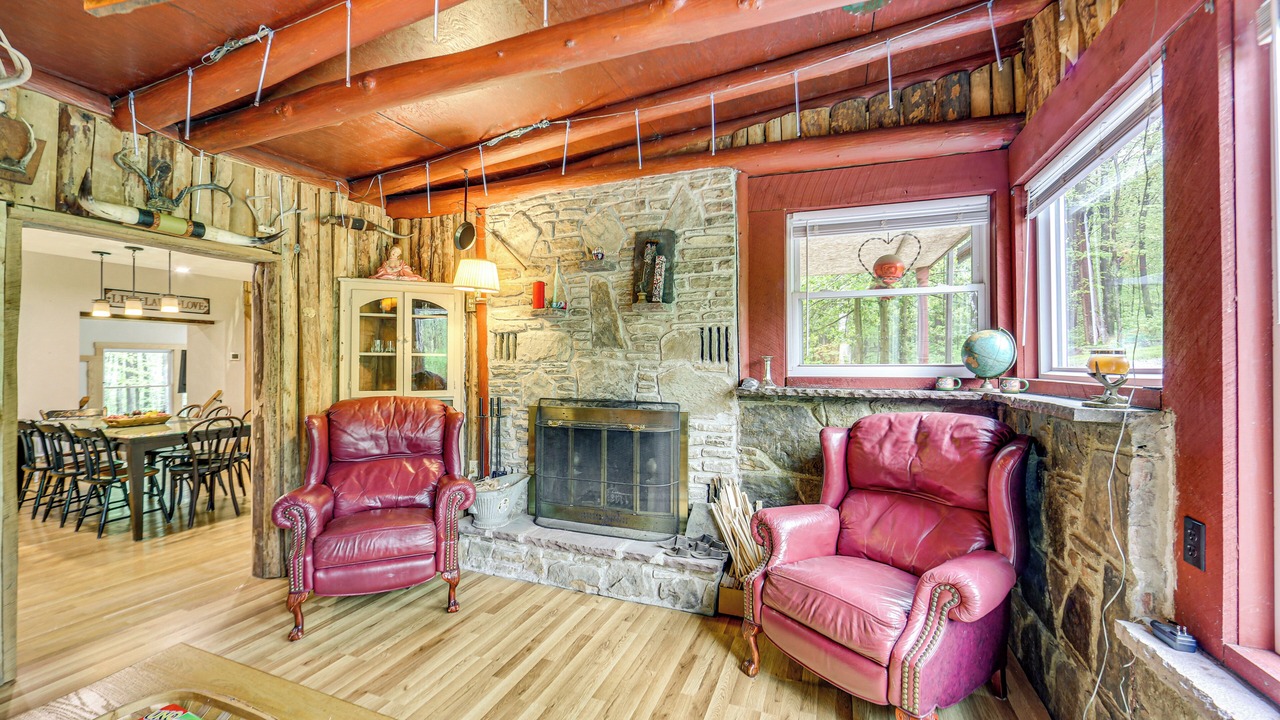 Photo of Bedroom in Normalville