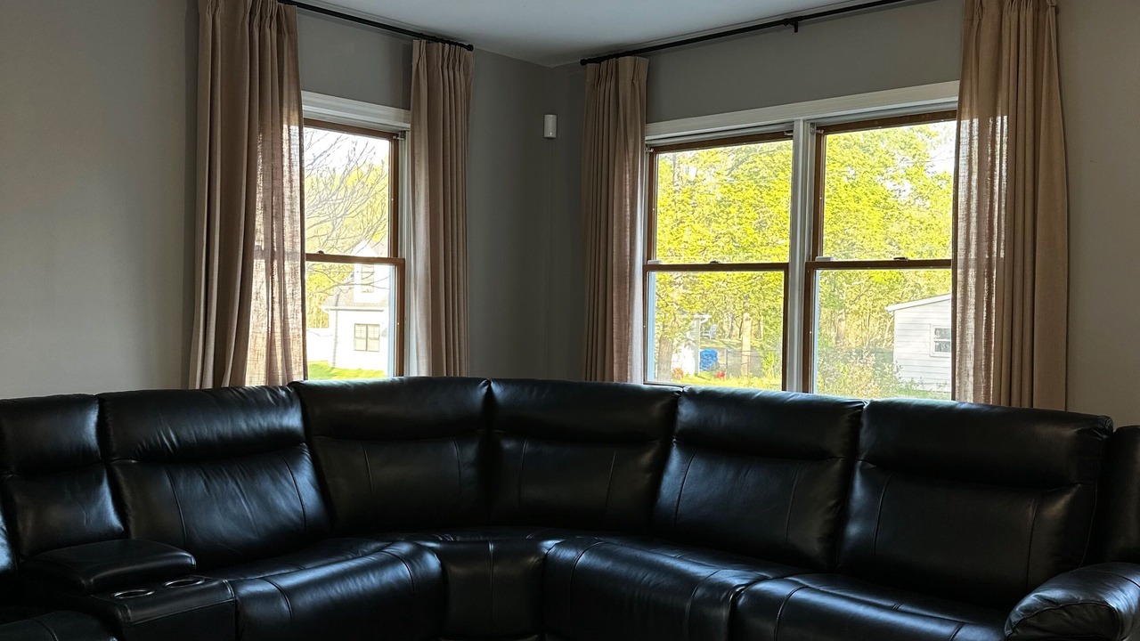 Photo of Livingroom in Goshen