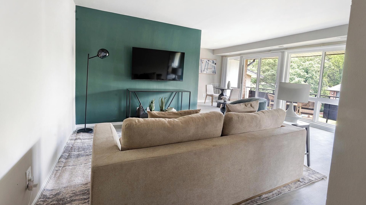 Photo of Livingroom in Greenbelt