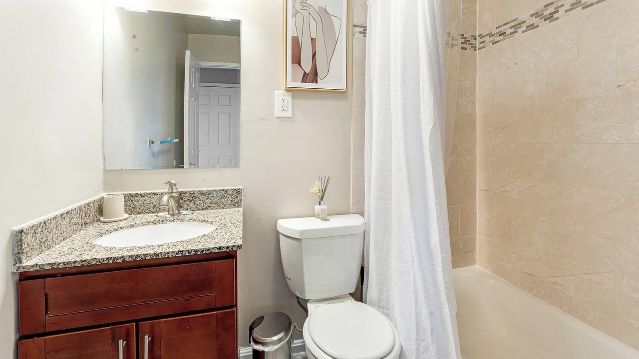 Photo of Bathroom in Greenbelt