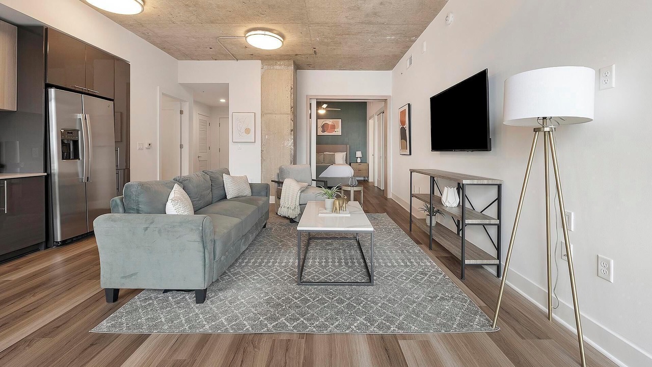 Photo of Livingroom in Baileys Crossroads