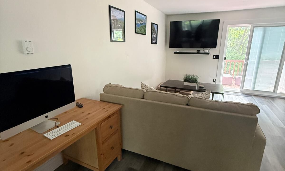 Photo of Livingroom in Ellenville