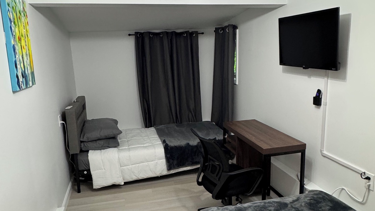 Photo of Bedroom in Pond Eddy