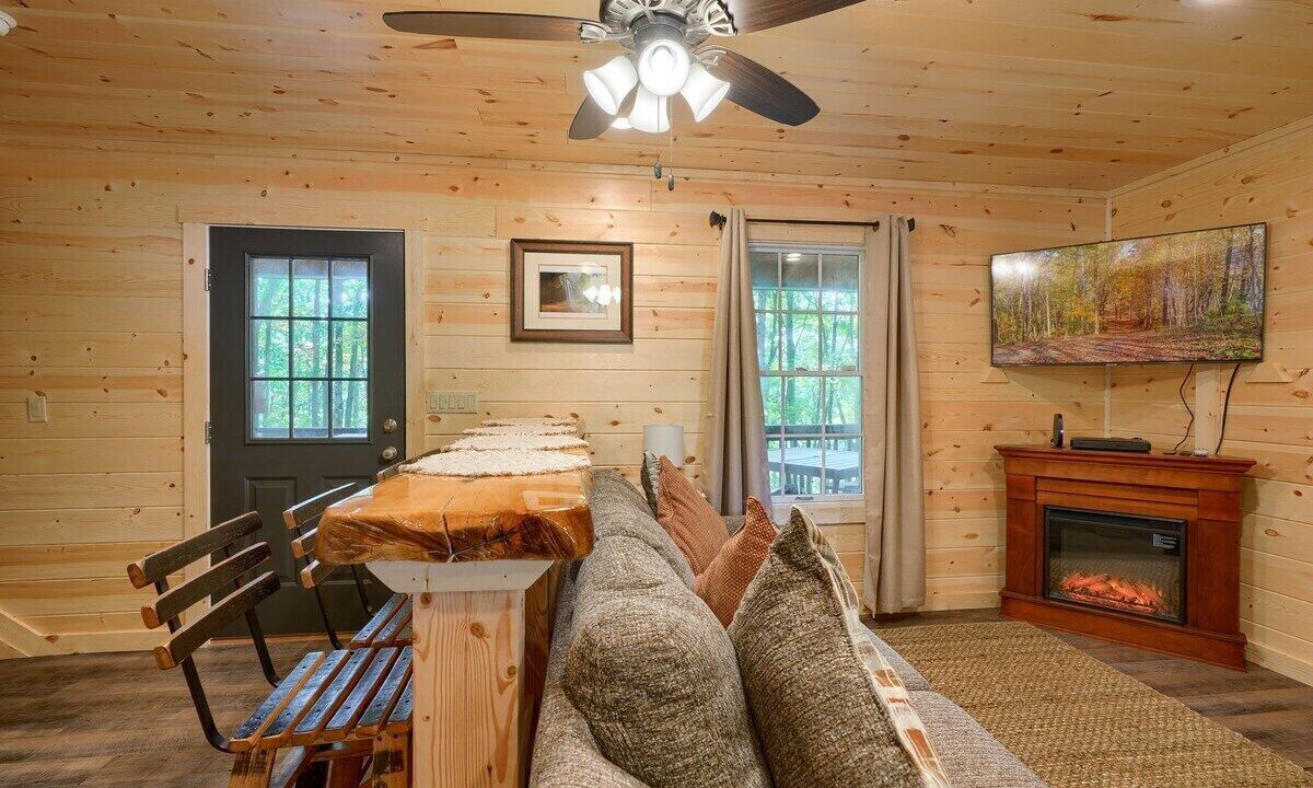 Photo of Livingroom in Rockbridge