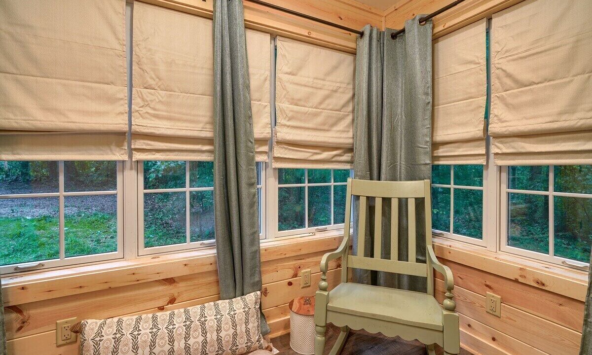 Photo of Others in Rockbridge