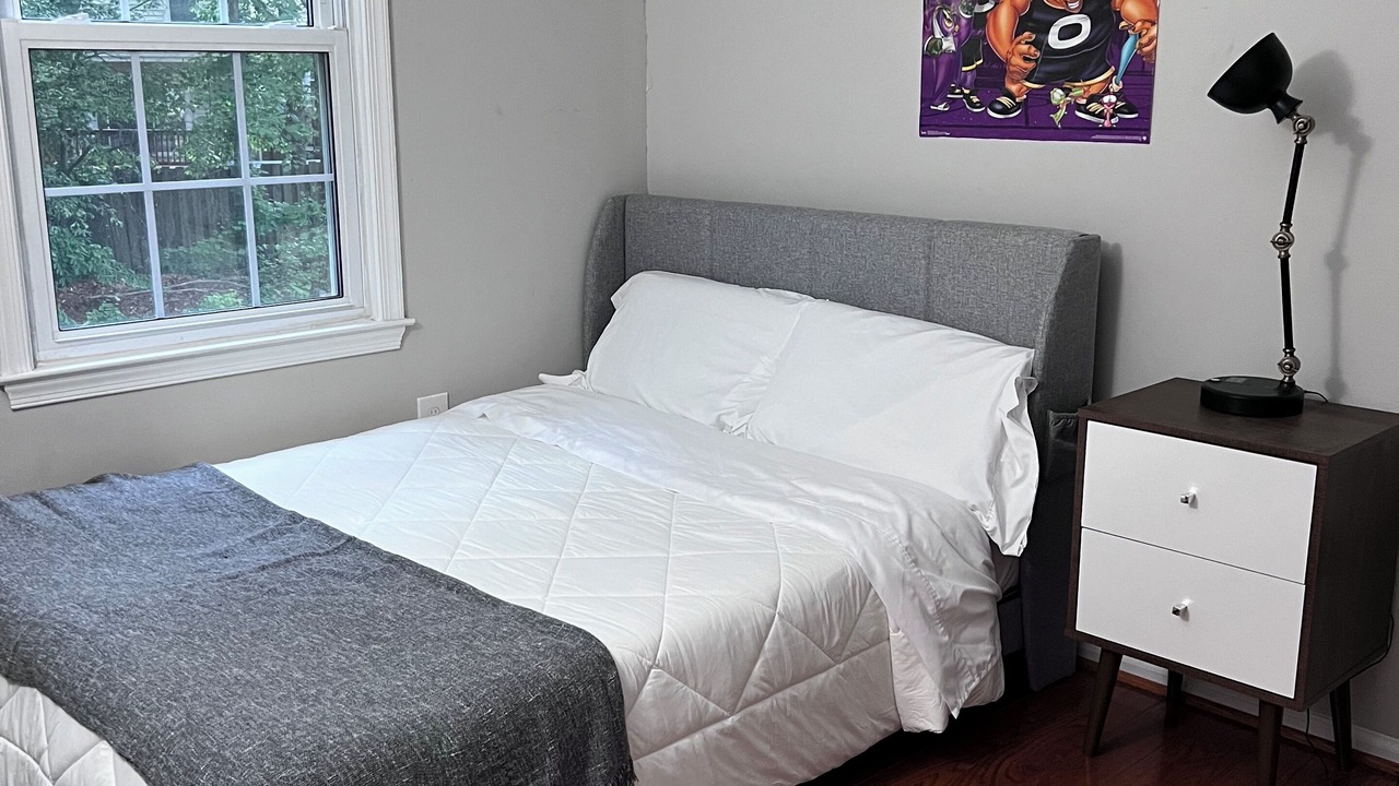 Photo of Bedroom in Newington