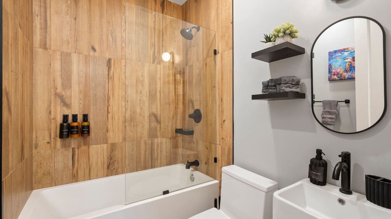 Photo of Bathroom in The Heights