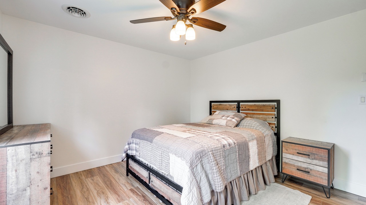 Photo of Bedroom in Dewart