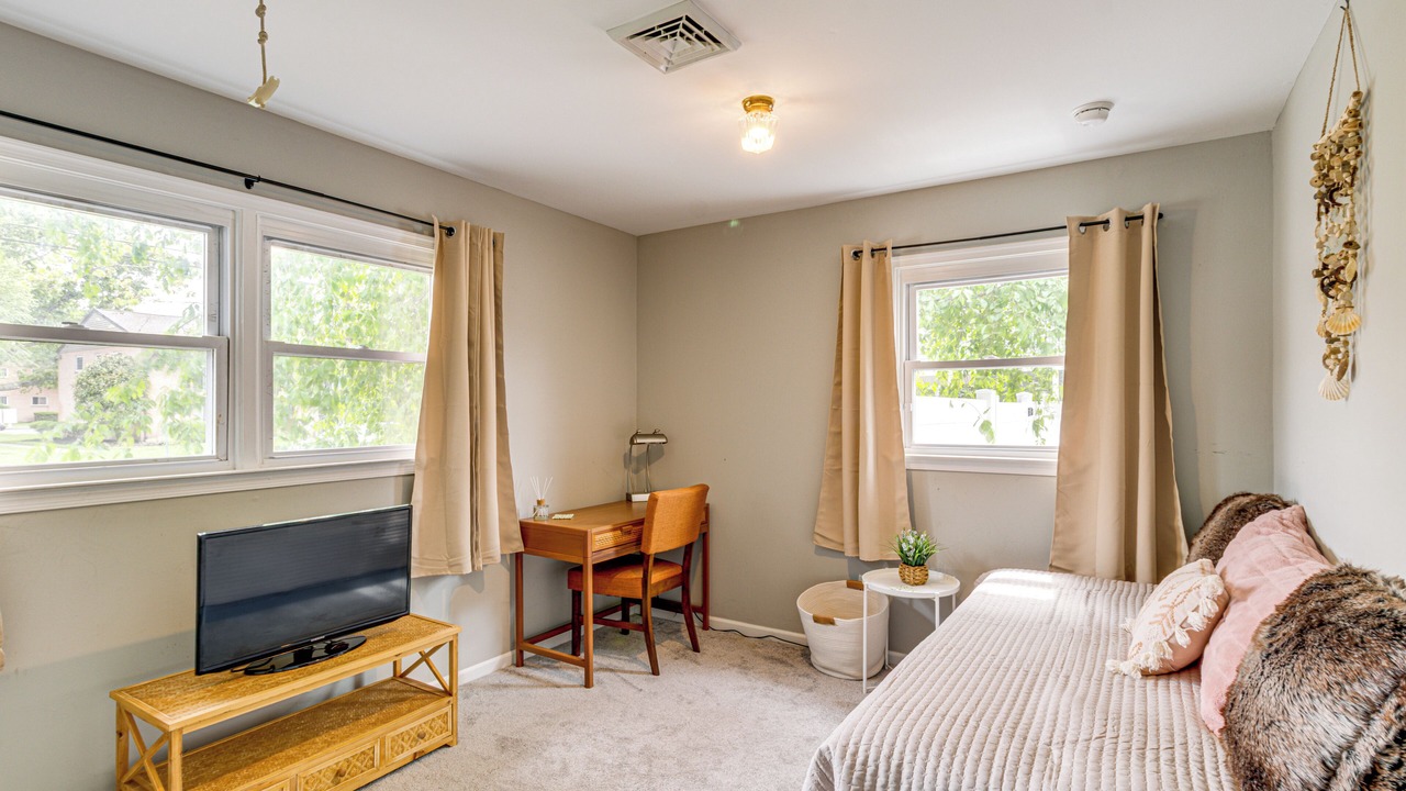 Photo of Bedroom in Somers Point