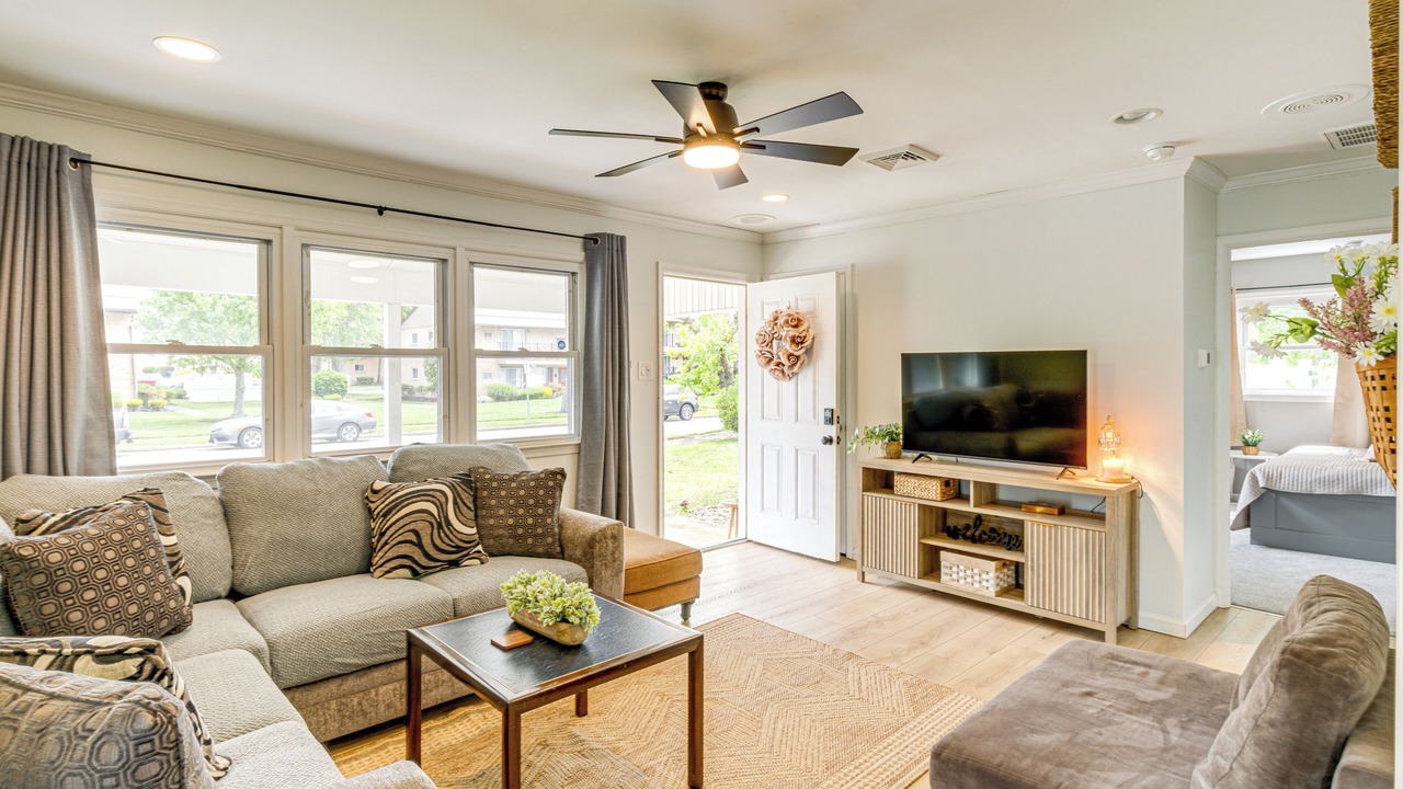 Photo of Livingroom in Somers Point