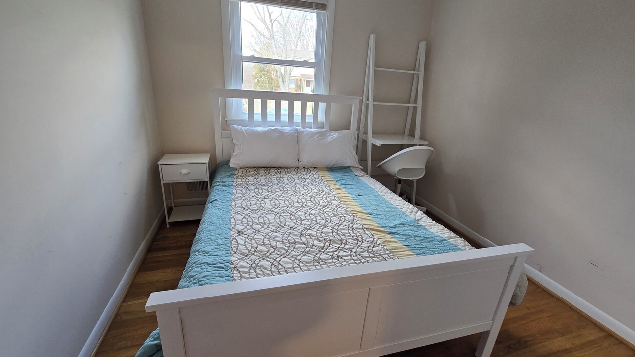 Photo of Bedroom in Colesville