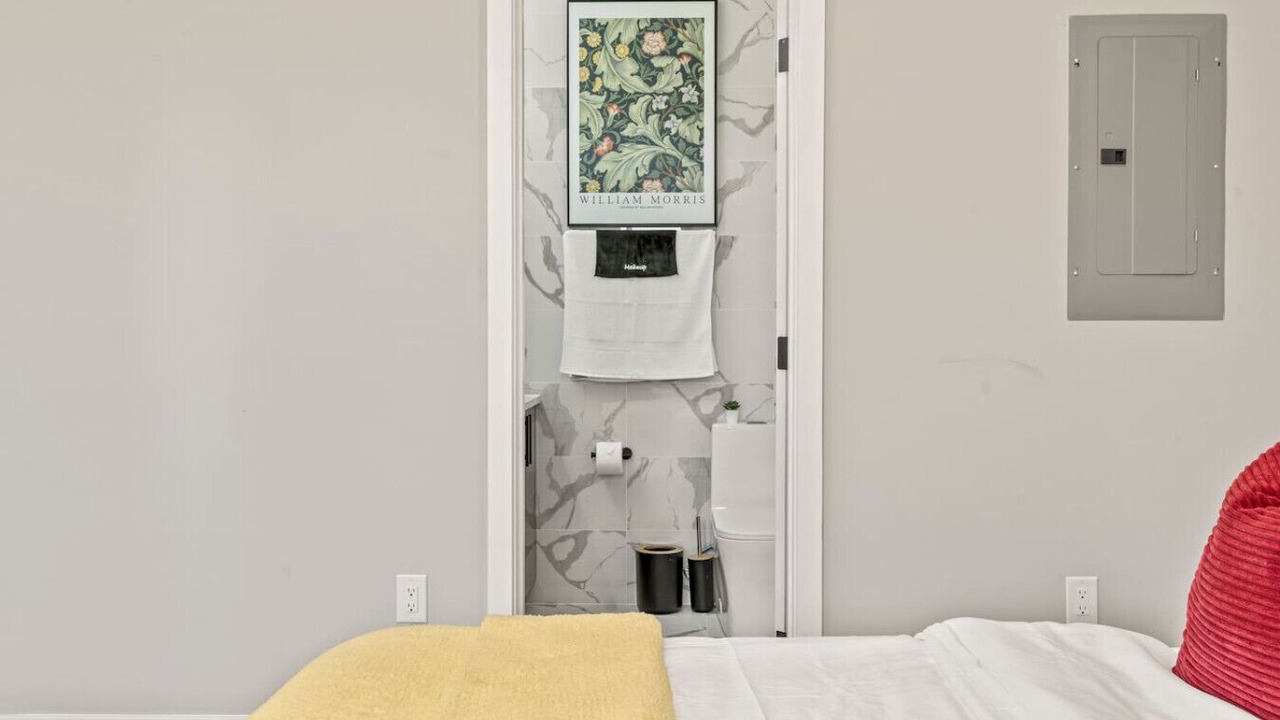 Photo of Bedroom in Norris Square