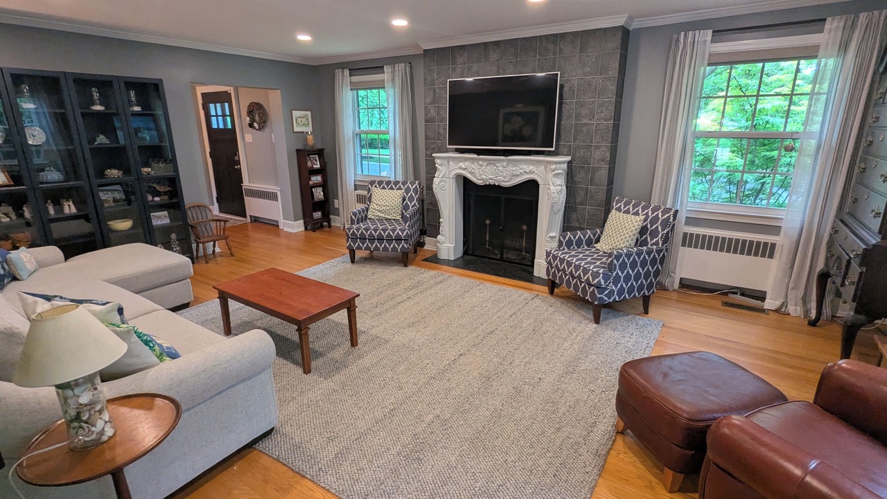 Photo of Livingroom in Westmoreland