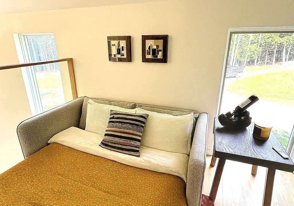 Photo of Bedroom in Swan Lake