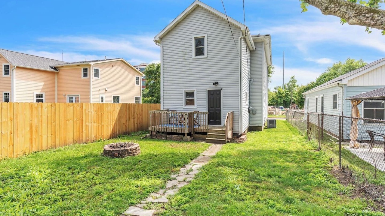 Photo of Outdoor in West Central