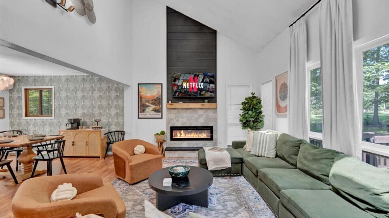 Photo of Livingroom in East Stroudsburg