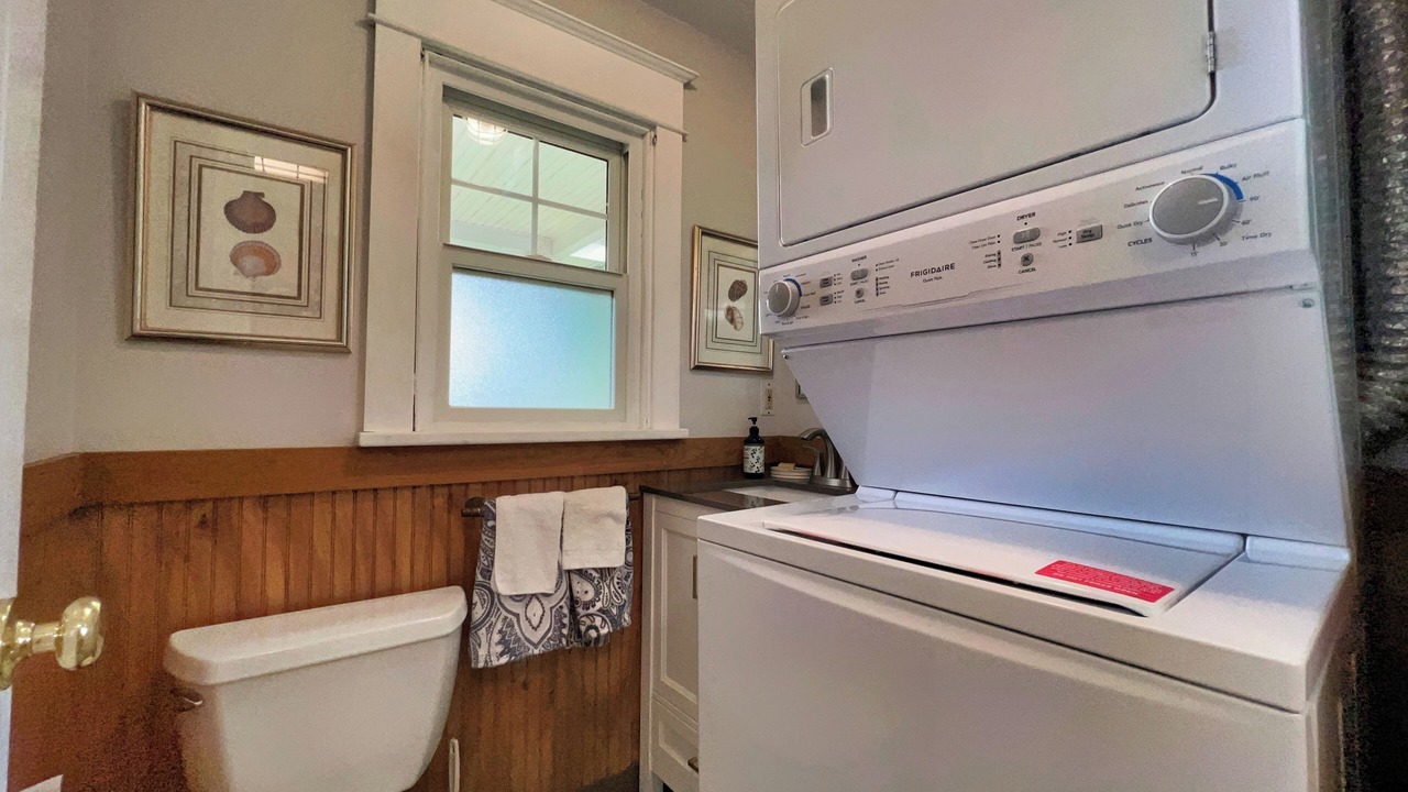 Photo of Bathroom in Avalon