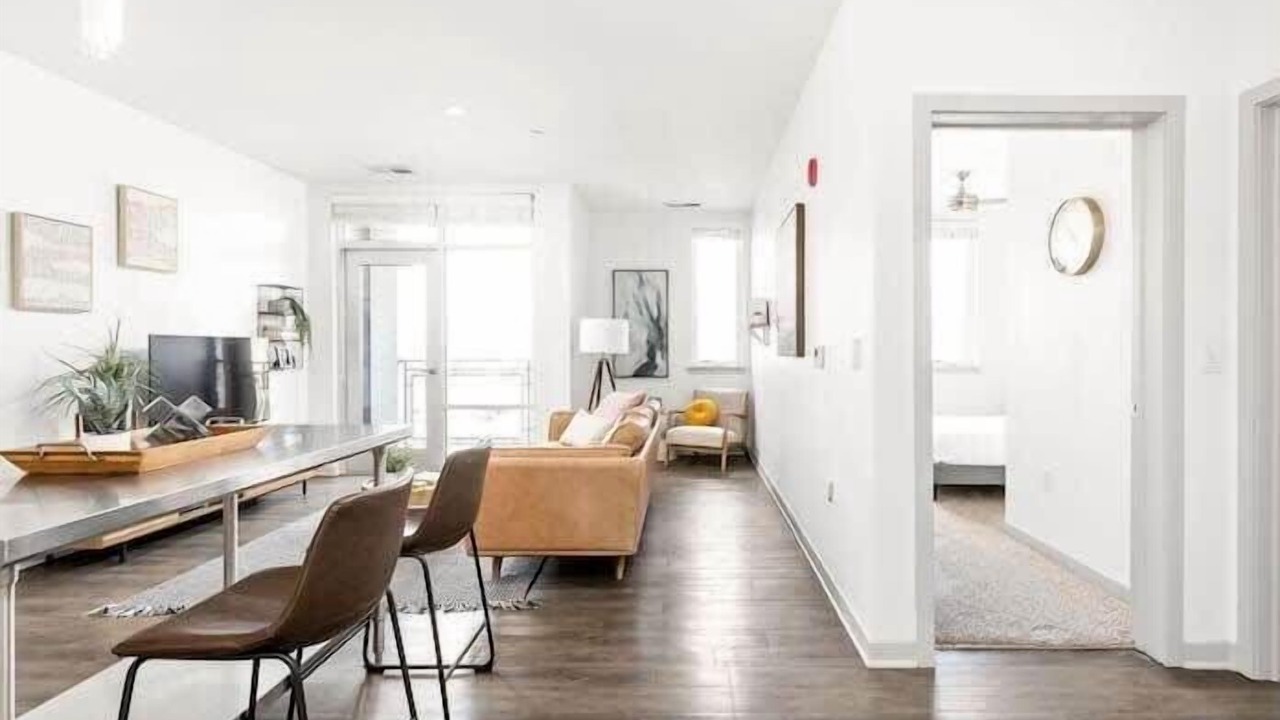 Photo of Livingroom in Lockerbie Square