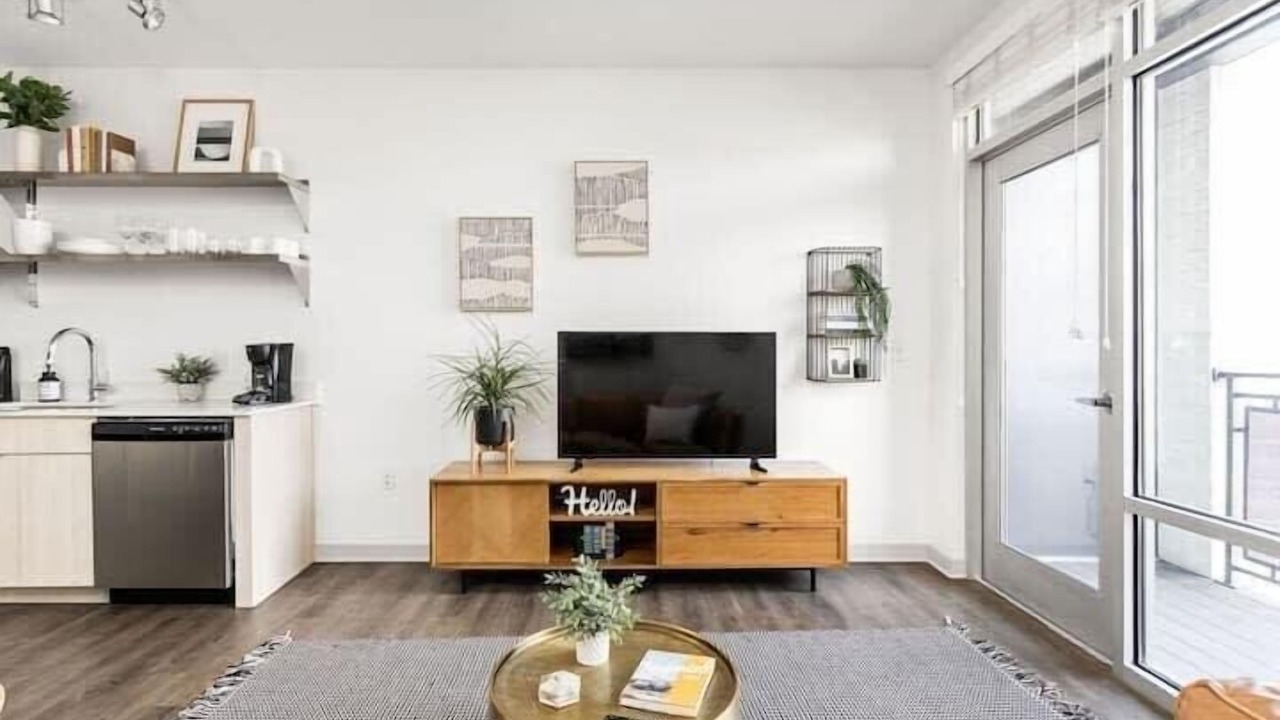Photo of Livingroom in Lockerbie Square