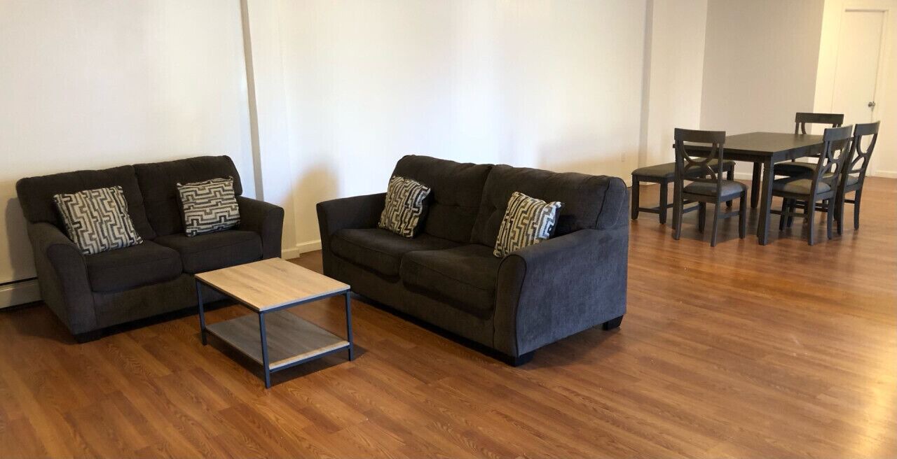 Photo of Livingroom in Elizabeth