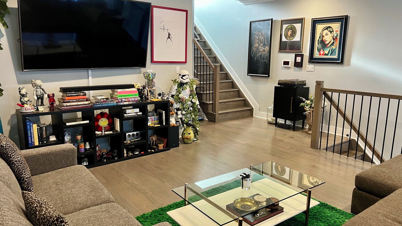 Photo of Livingroom in The Heights