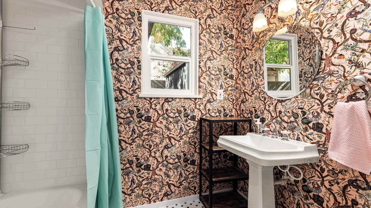 Photo of Bathroom in Encanto