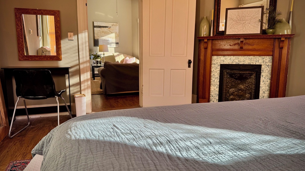 Photo of Bedroom in Walnut Hills