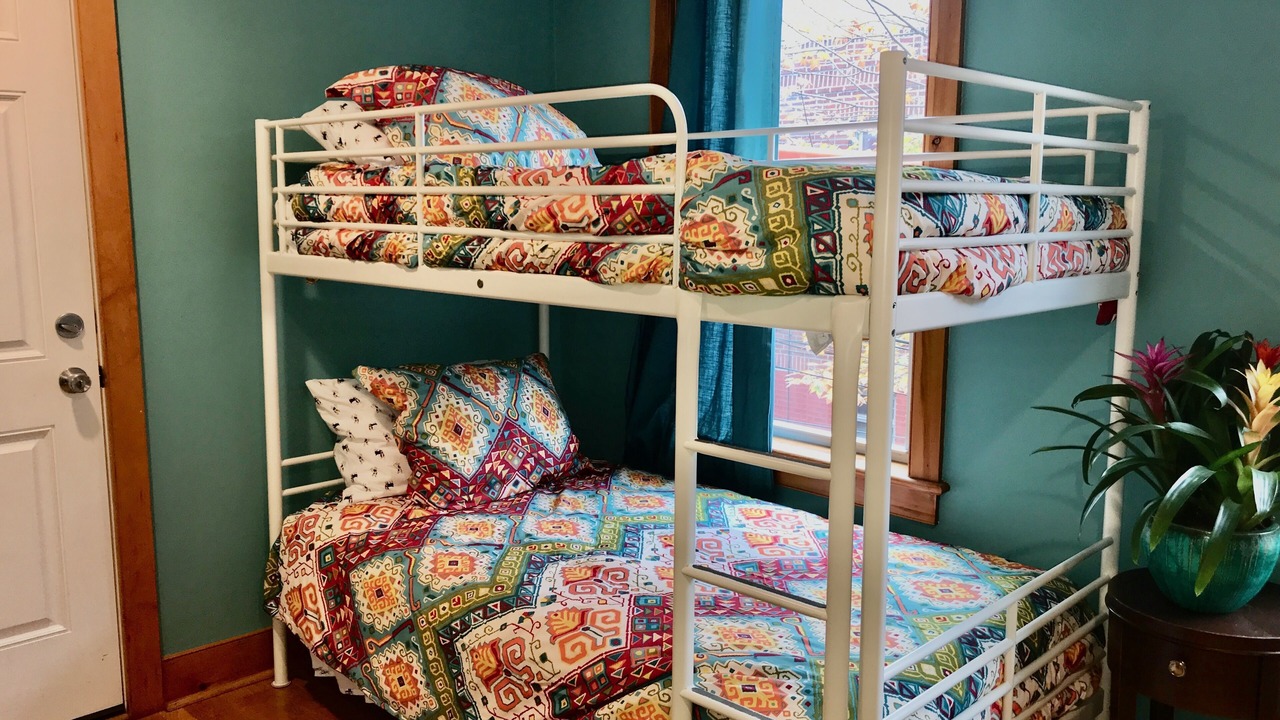 Photo of Bedroom in Washington Square West