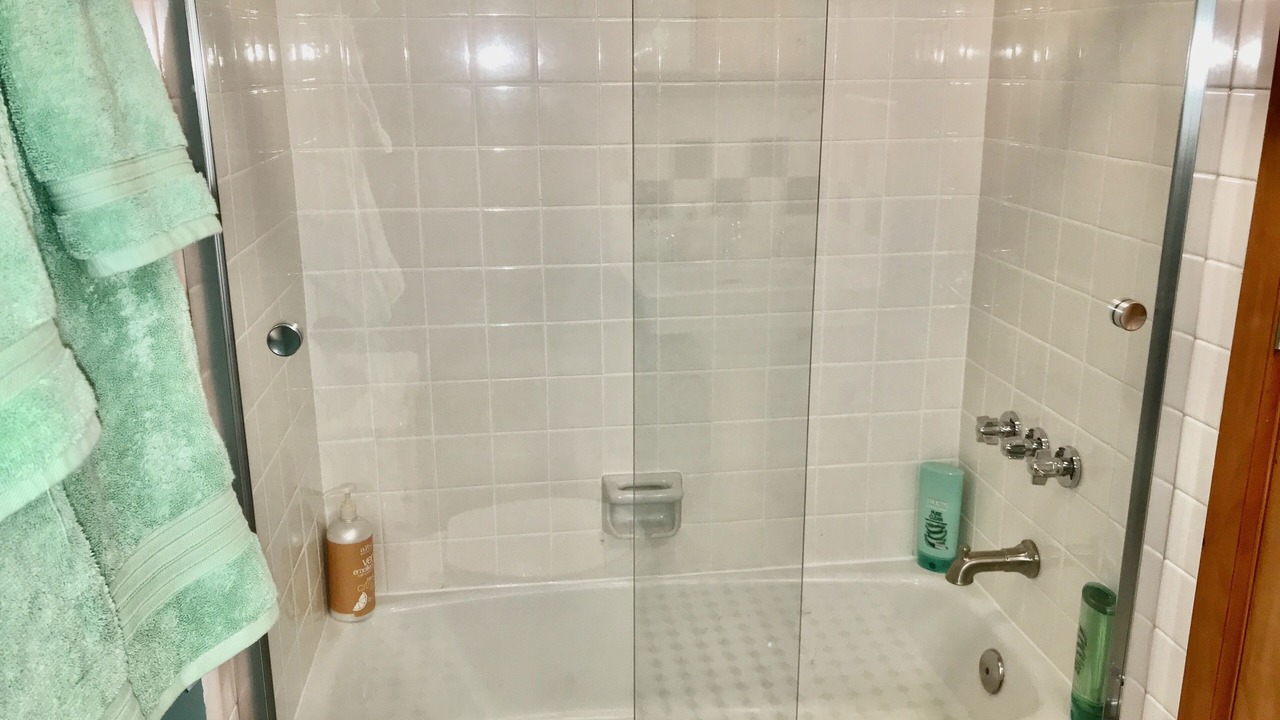 Photo of Bathroom in Washington Square West