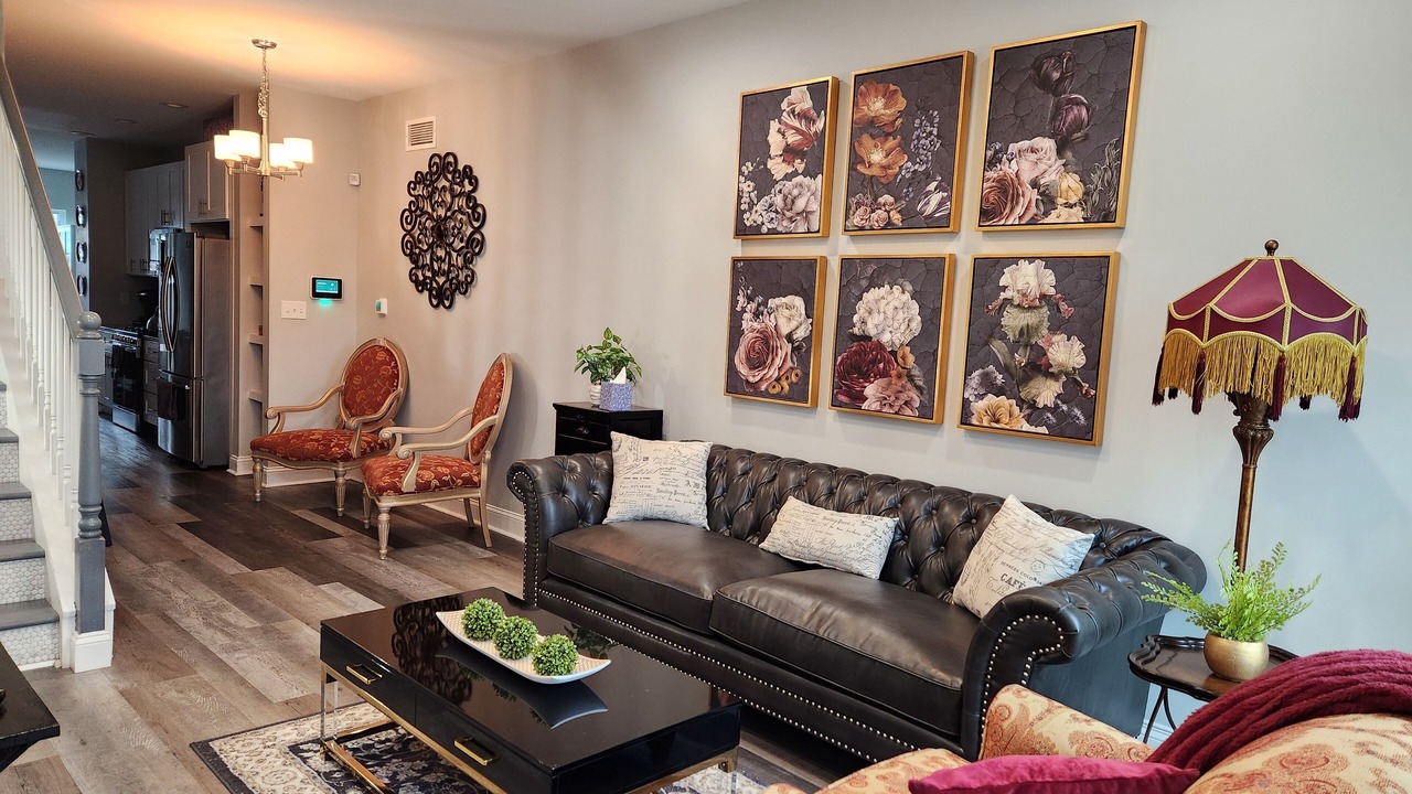 Photo of Livingroom in Downtown Baltimore