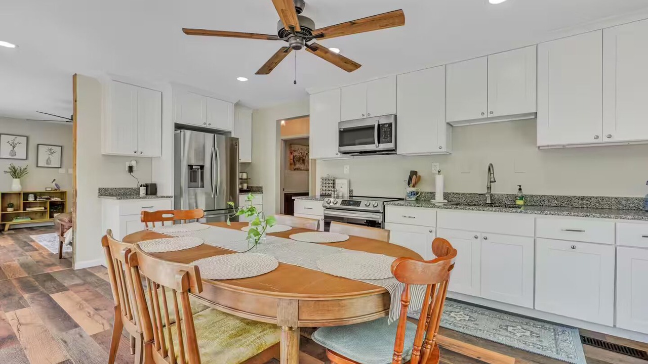Photo of Kitchen in Cardiff