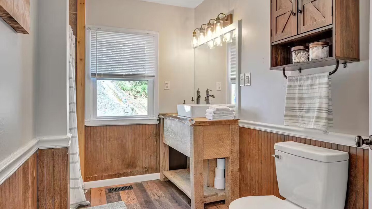 Photo of Bathroom in Cardiff