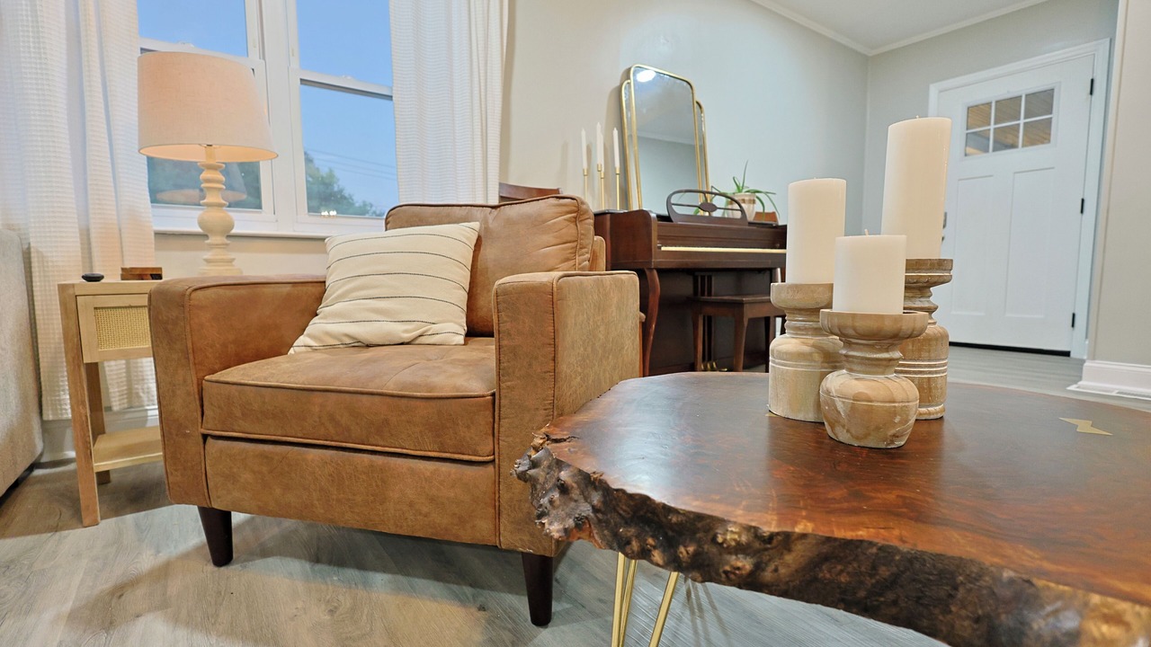 Photo of Livingroom in Knoxville